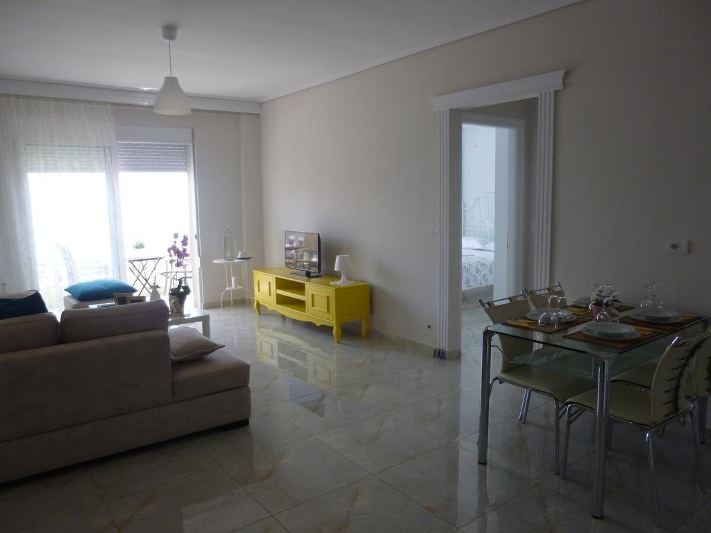 Amarilis Luxury Apartment Sarande Bilik gambar