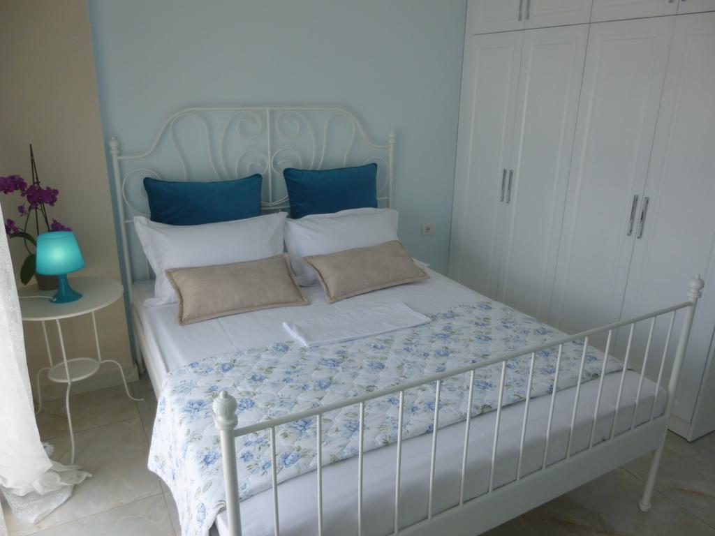 Amarilis Luxury Apartment Sarande Bilik gambar