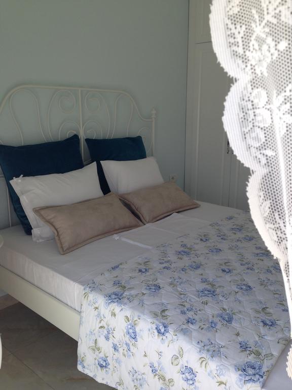 Amarilis Luxury Apartment Sarande Bilik gambar